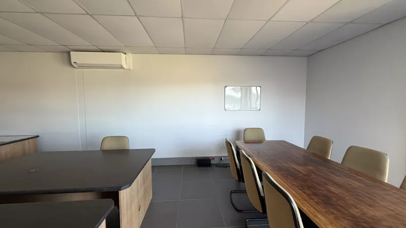 327 m² Industrial to let in Stonewood Estate , 27 Tanzanite Crescent (photo 27)