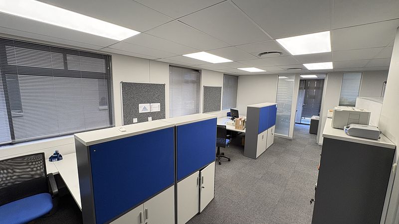 141 m² Office to let in Tyger Waterfront, The Cliffs (photo 15)