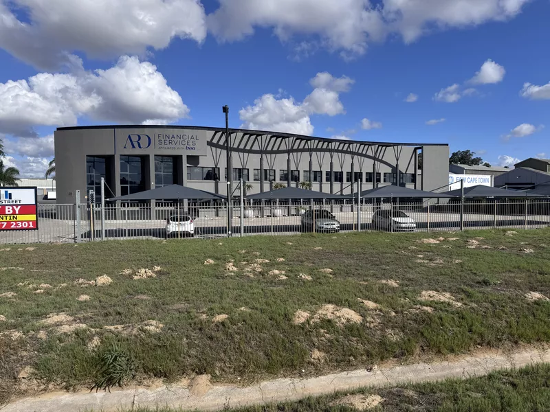 450 m² Office to let in Kraaifontein Industria, 28 Karee Road (photo 1)