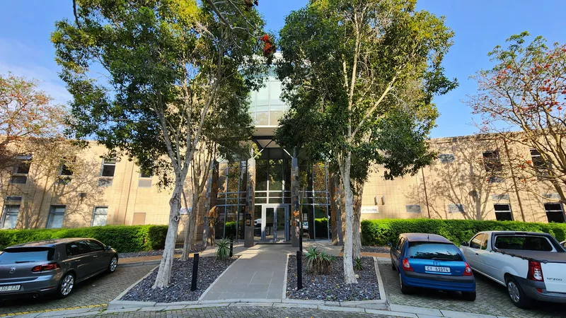 967 m² Office to let in Tygerberg Office Park, Drakenzicht - Tygerberg Park (photo 12)