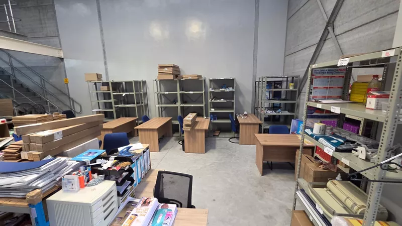 422 m² Industrial to let in Brackenfell, The Reserve 3 & 4 (photo 3)