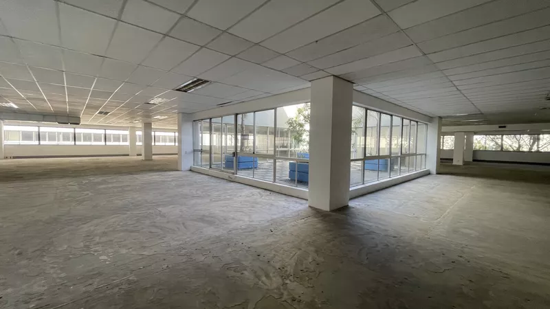 2 731 m² Office to let in Cape Town City Centre/CBD, 35 Wale (photo 11)
