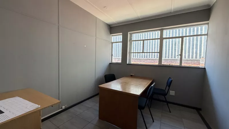 3 813 m² Industrial to let in Brackenfell Industrial, 6 Viben Avenue (photo 23)