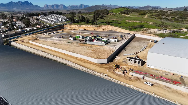 4 692 m² Industrial to let in Brackenfell, Capricorn Crest Park (photo 16)