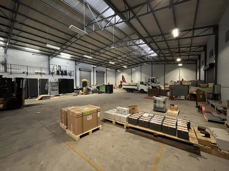 1 890 m² Industrial to let in Airport Industrial, 33 - 37 Aviation Crescent (photo 10)