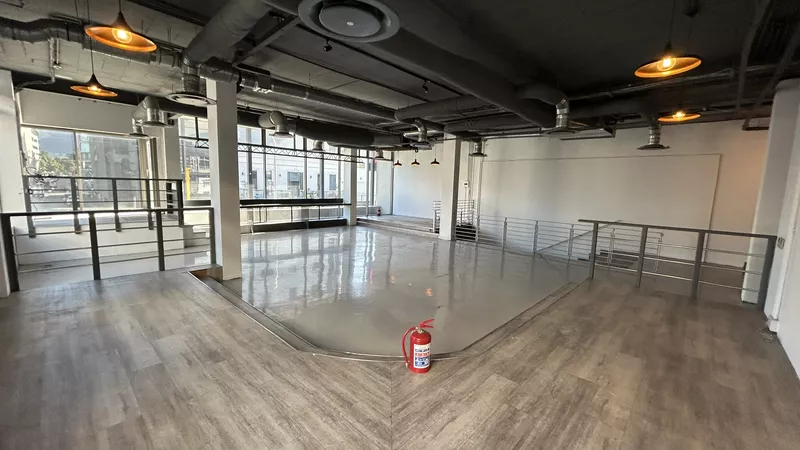 467 m² Office to let in Claremont, 91 On Main (photo 9)