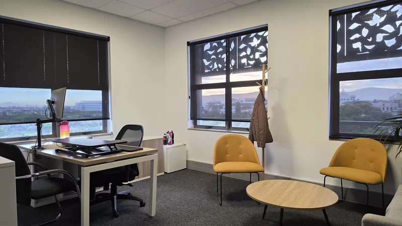 1 692 m² Office to let in Century City, 5 on Century City Drive (West) (photo 33)