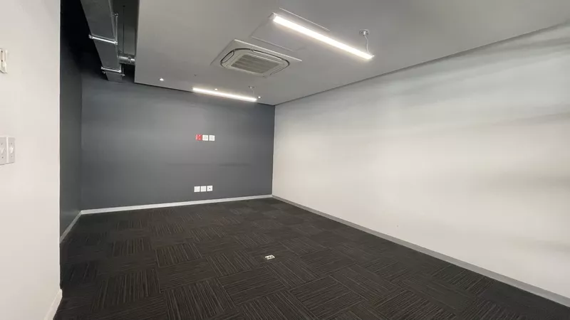 604 m² Office to let in Cape Town City Centre/CBD, 33 Martin Hammerschlag (photo 20)