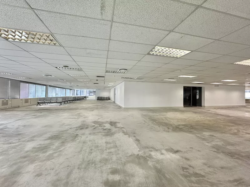 920 m² Office to let in Cape Town City Centre/CBD, 2 Long Street (photo 27)