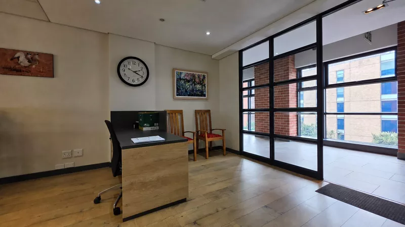 233 m² Office for sale in Century City, Matrix (photo 9)
