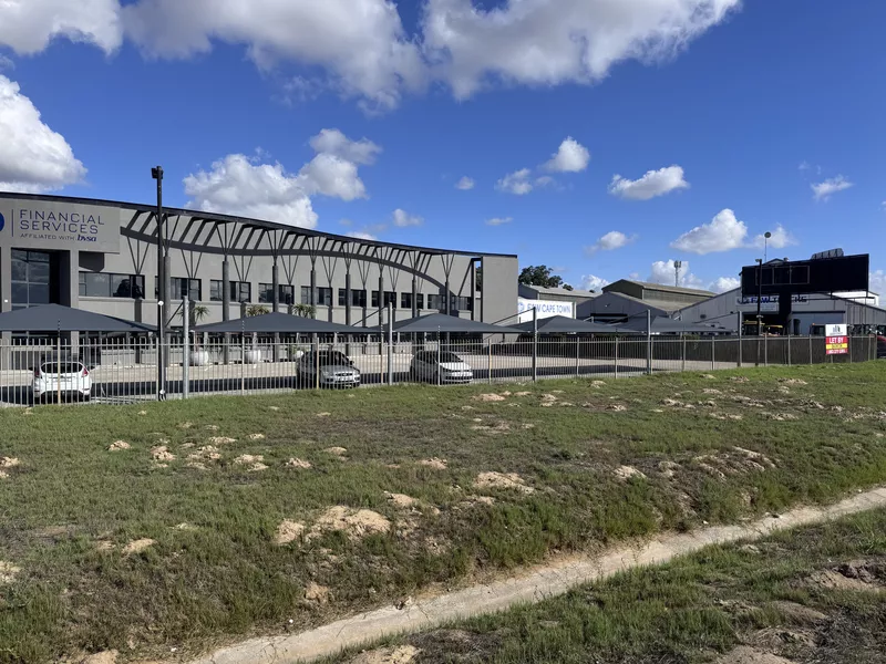 450 m² Office to let in Kraaifontein Industria, 28 Karee Road Offices (photo 2)