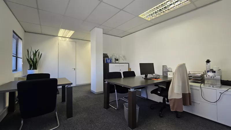 231 m² Office to let in Waterford Place Office Park, Fusion Quarter - Building 3 (photo 26)