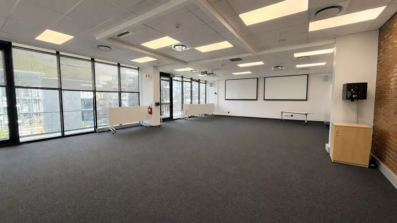 3 554 m² Office to let in Woodstock, The Boulevard (photo 29)