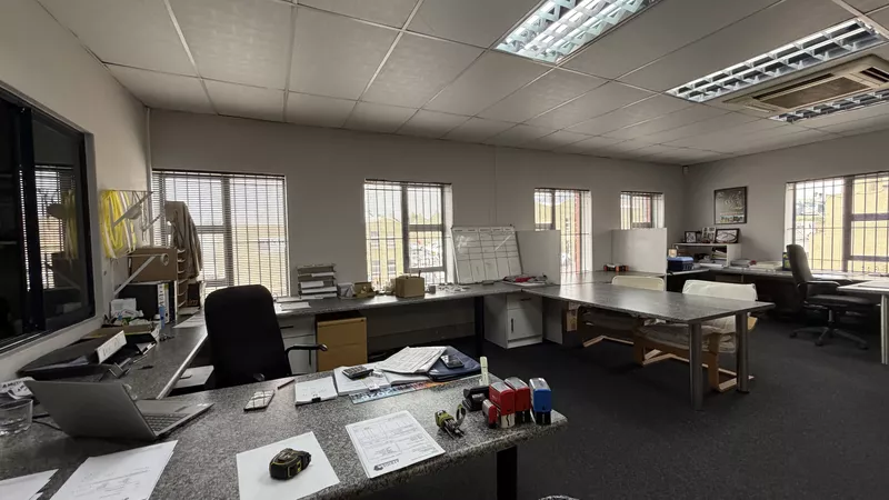 1 067 m² Industrial to let in Brackenfell, 9 Teejay Street (photo 21)