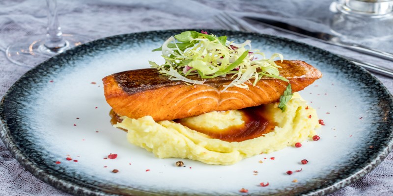 Resep Salmon Steak Mashed Potato Dengan Teknin Grill