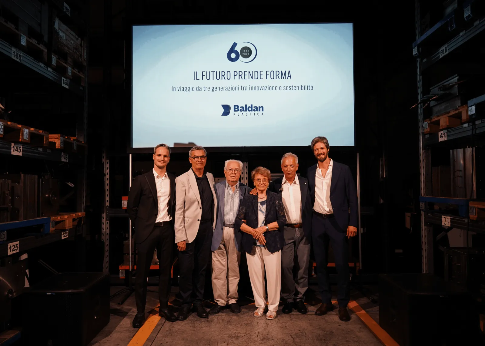 La famiglia Baldan fotografata durante l'evento dei 60 anni