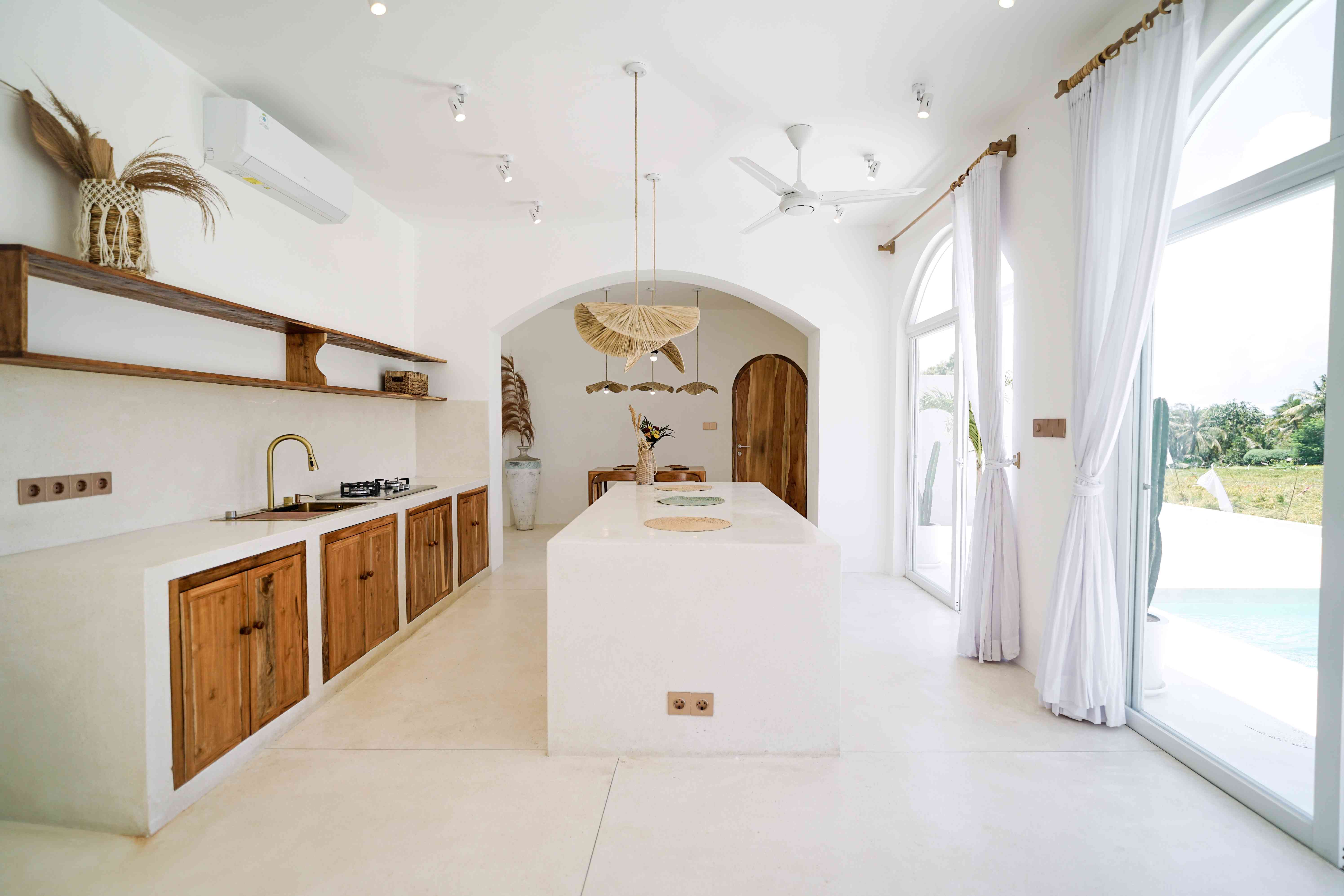 Modern 2BR Villa w/ Private Pool and Rooftop Terrace, Beachfront, photo 13
