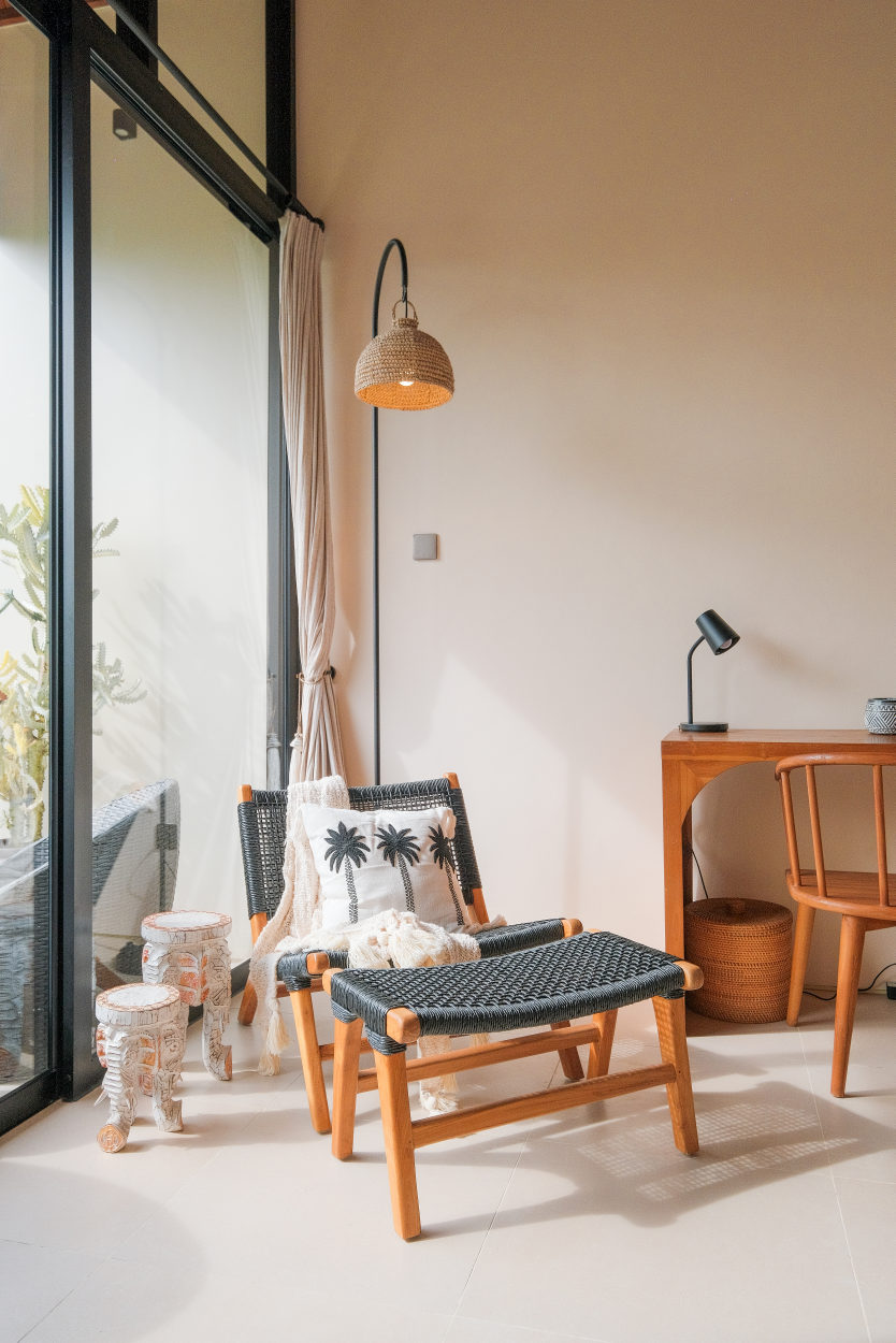 Modern 1BR Townhouse w/ Private Pool, Loft Bedroom & Workspace, photo 9