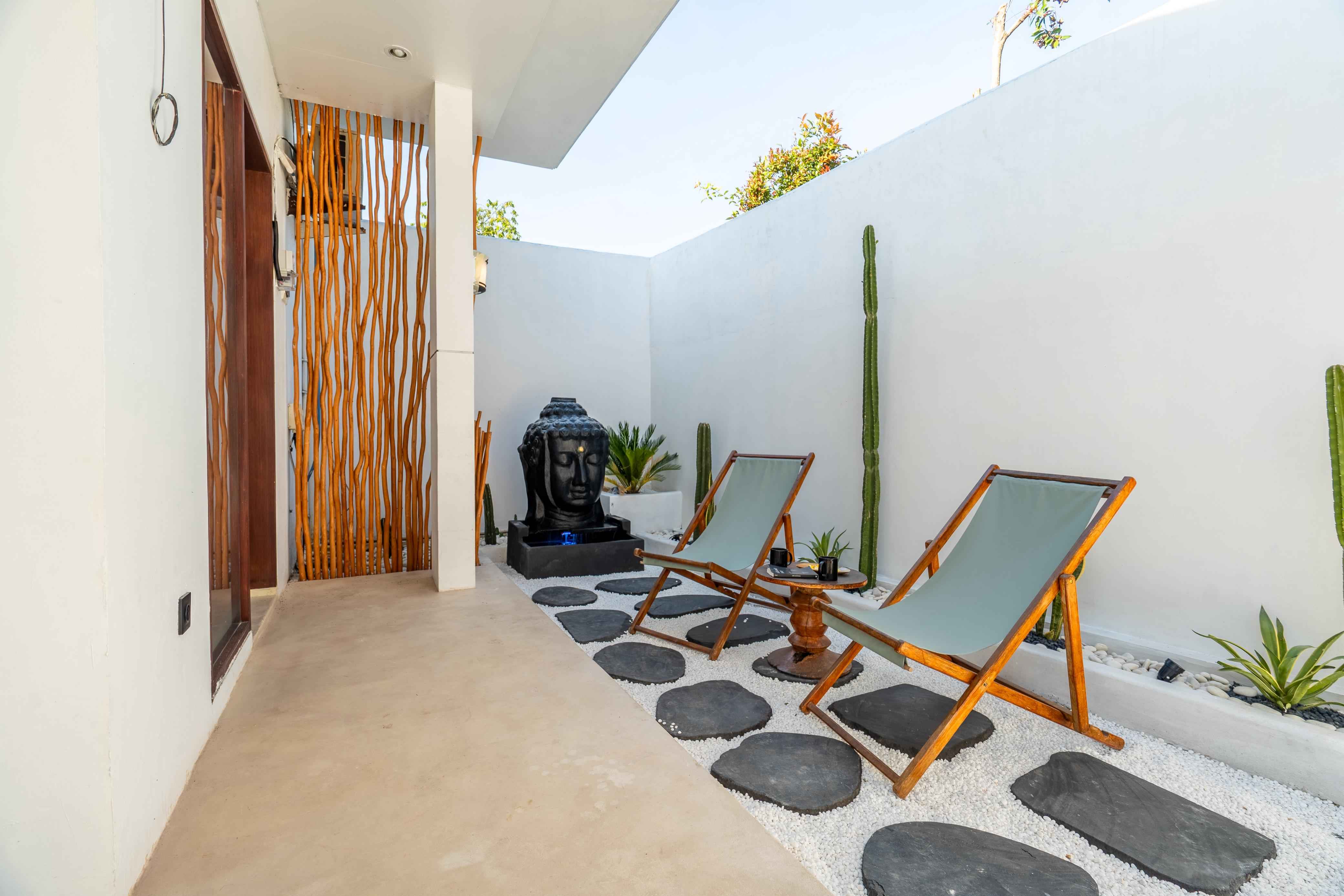 Modern 2BR Villa w/ Private Pool and Enclosed Living, photo 2