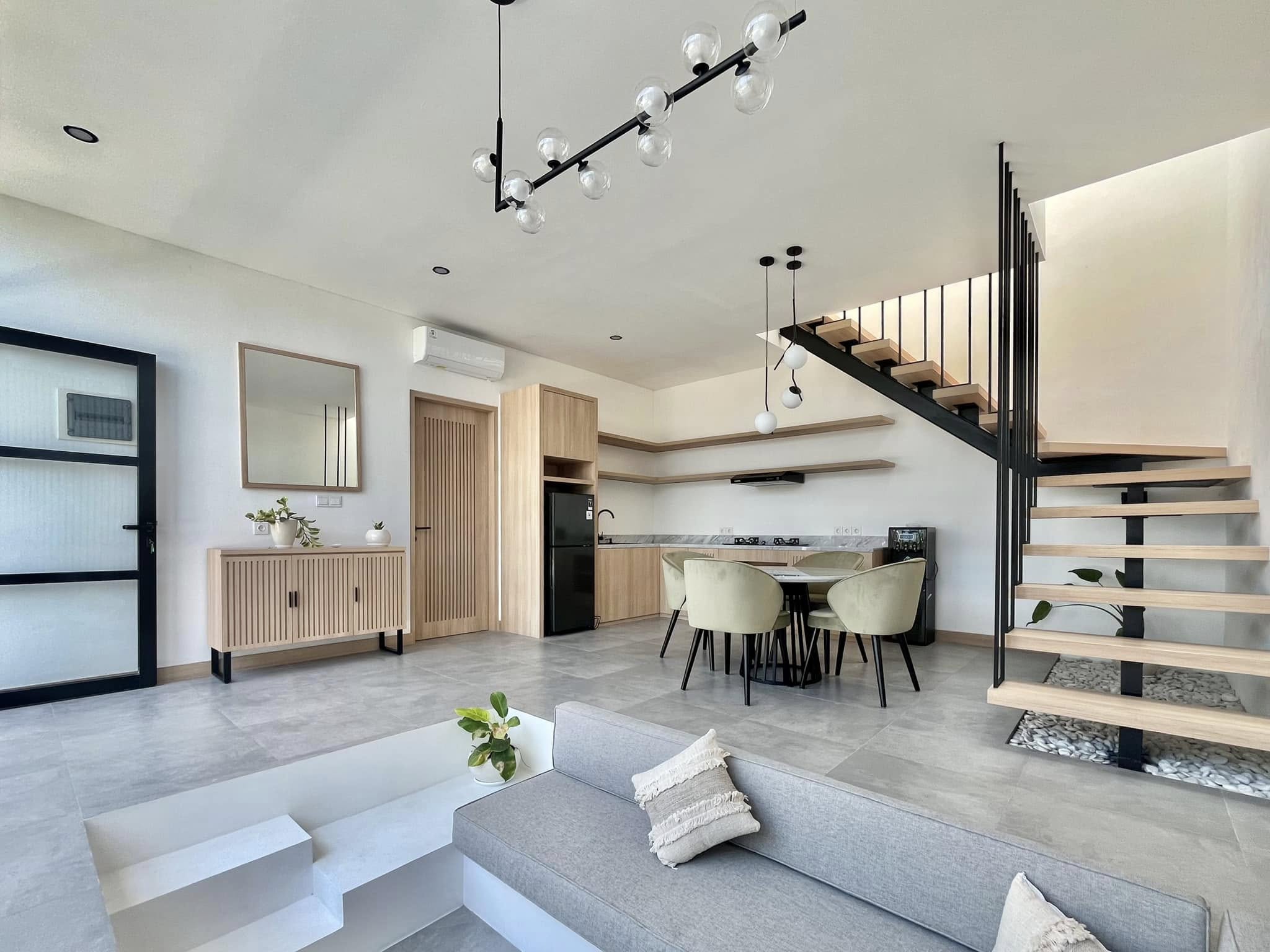 Modern 2BR Villa w/ Rice Field Views and Private Pool, Walkable Cafés, photo 5