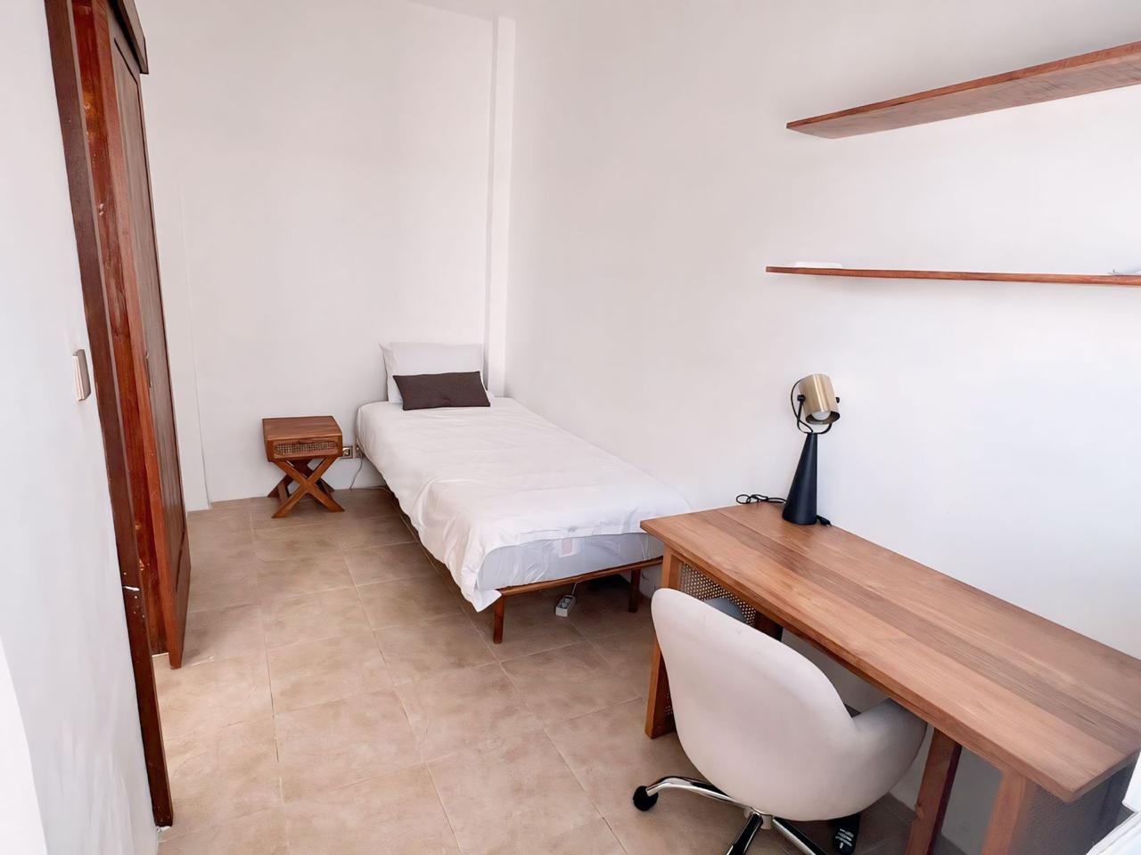 Modern 1BR Villa w/ Rooftop Patio and Private Pool, Beachfront Setting, photo 9