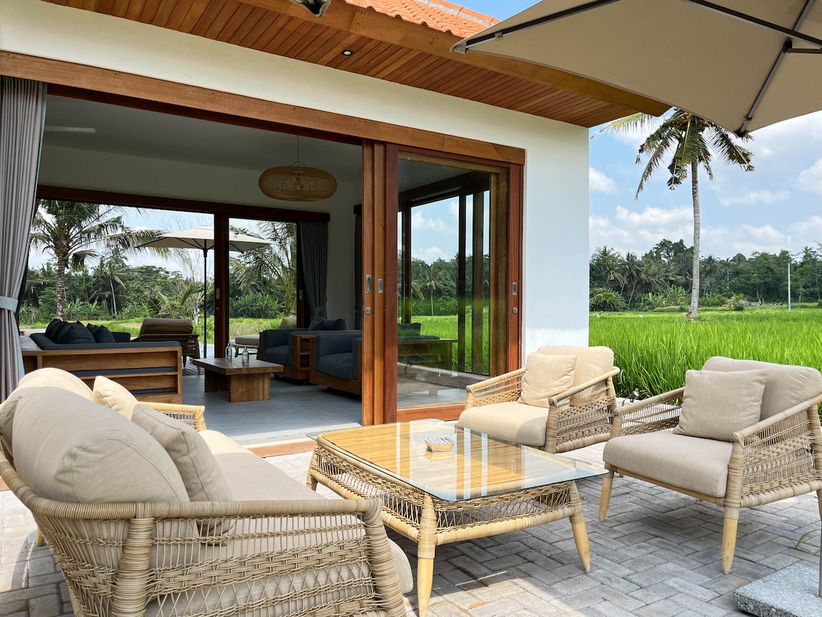 Sun-Drenched 3BR Villa w/ Private Pool and Sunset Views, Rice Field Setting, photo 43