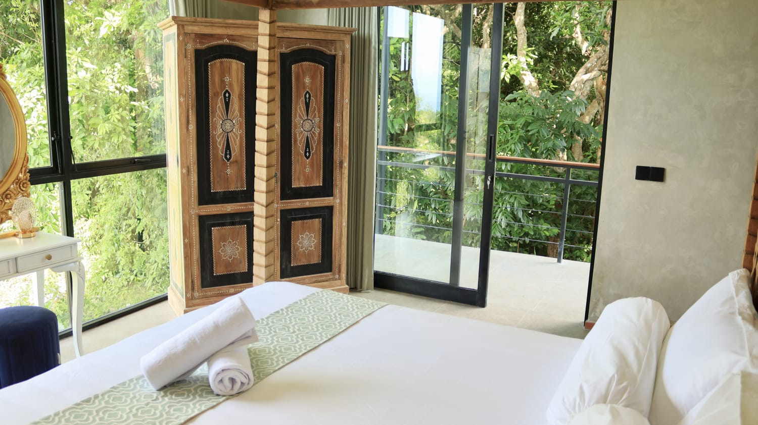 Rustic Tropical 2BR Villa w/ Ocean Views and Private Pool, Walkable, photo 7