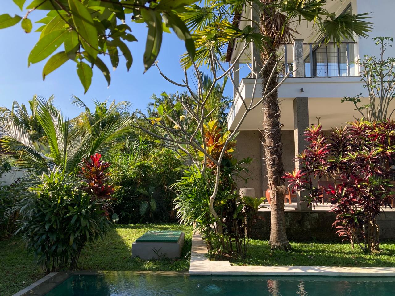 Breezy 2BR Villa w/ Rooftop Patio and Sunset Views, photo 4
