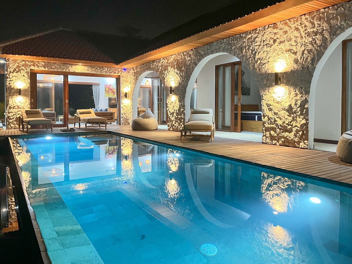 Sun-Drenched 3BR Villa w/ Private Pool and Sunset Views, Rice Field Setting, photo 45