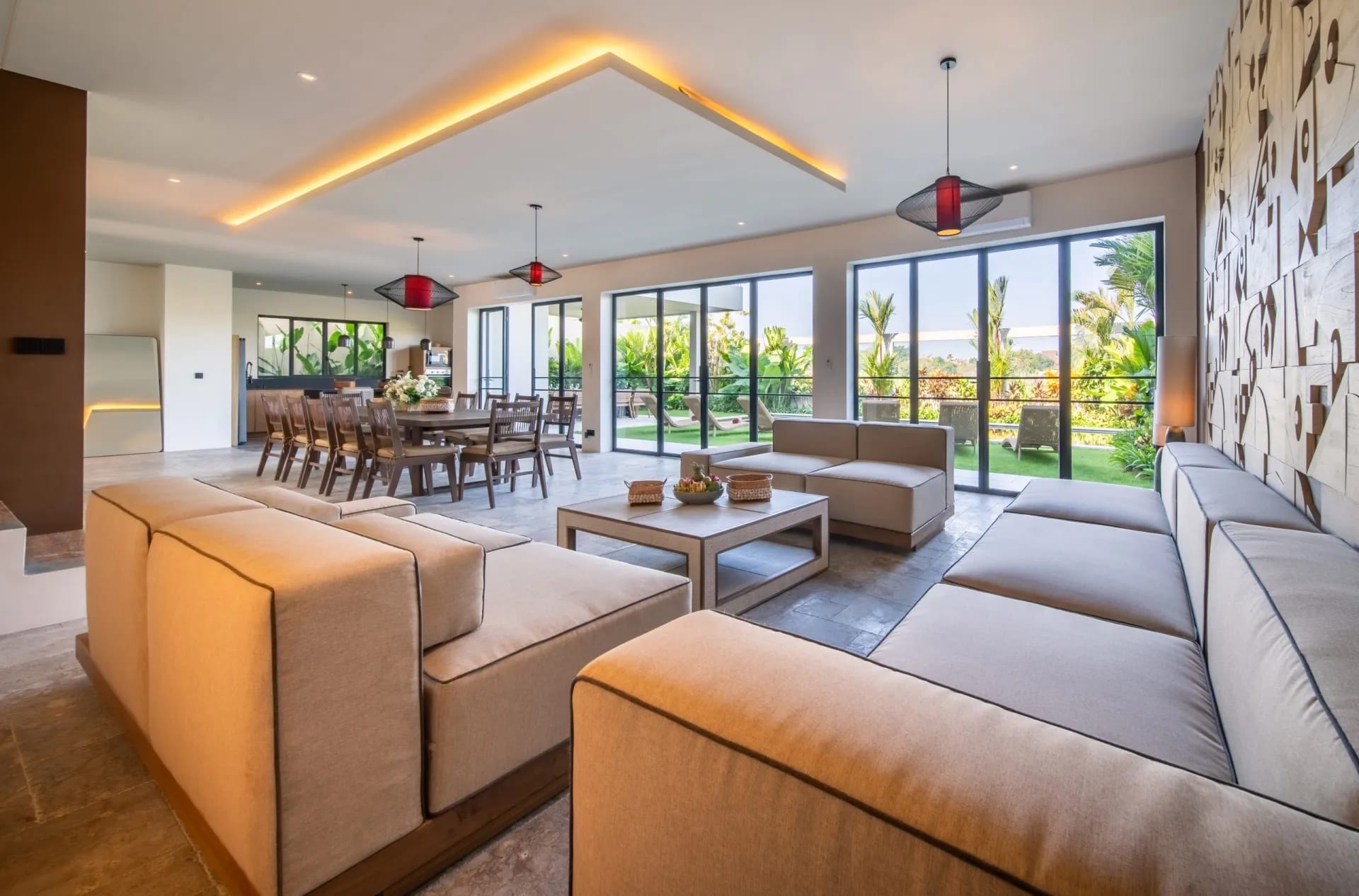 Modern 6BR Villa w/ Semi-Open Living, Private Pool & Tropical Garden, photo 11