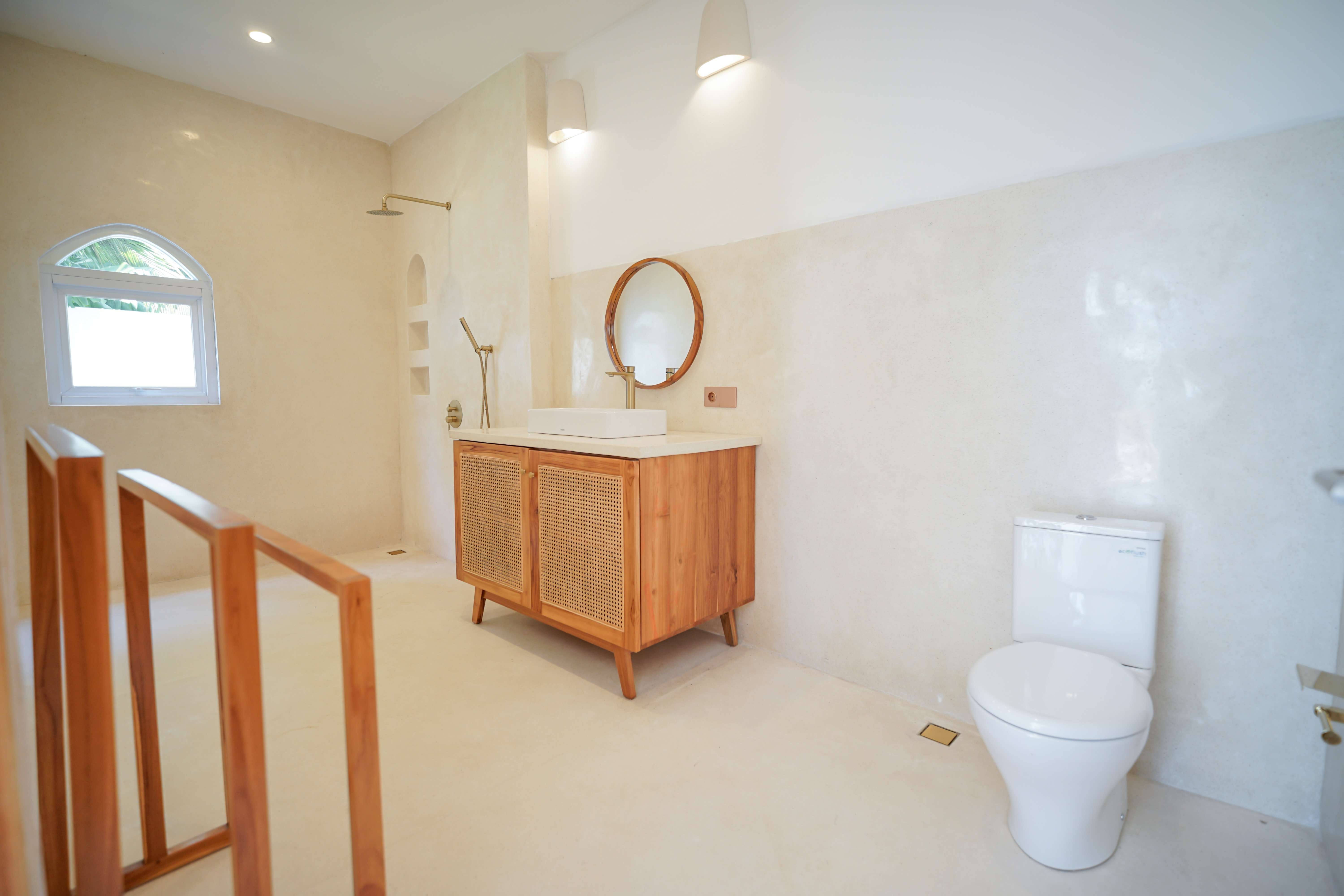 Modern 2BR Villa w/ Private Pool and Rooftop Terrace, Beachfront, photo 18