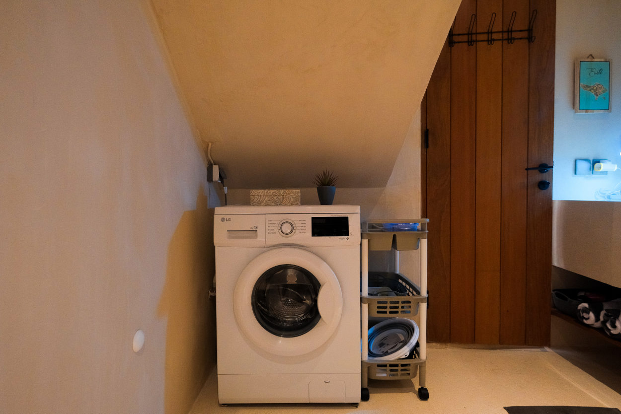Modern 1BR Townhouse w/ Private Pool, Loft Bedroom & Workspace, photo 39