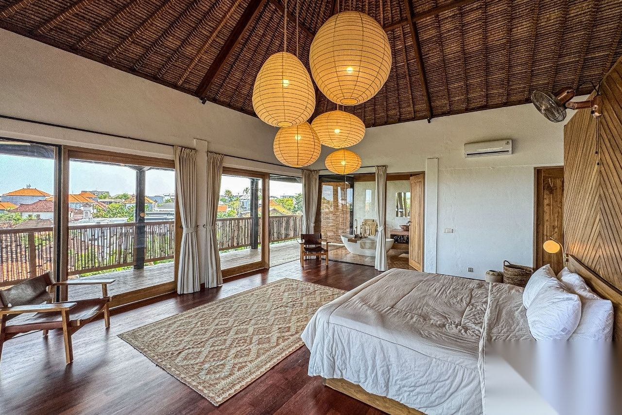 Rustic 5+2BR Villa/Juglo Estate w/ infinity pool, green space & sunset views, photo 24
