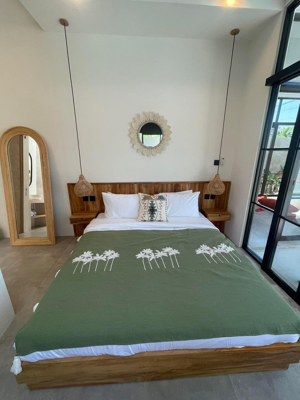 Elevated 2BR Villa w/ Rooftop Patio and Private Pool, photo 8