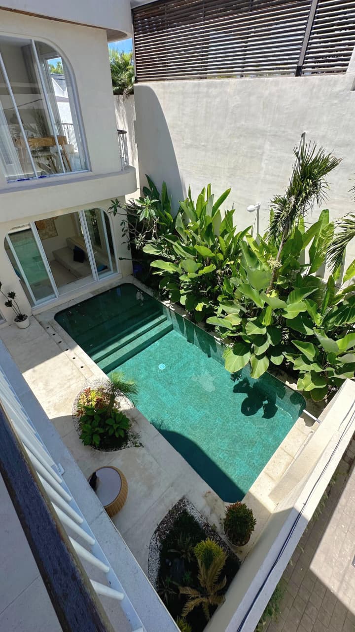 Spacious 3BR Villa w/ Private Pool and Rooftop Jacuzzi, Beachfront Setting, photo 8