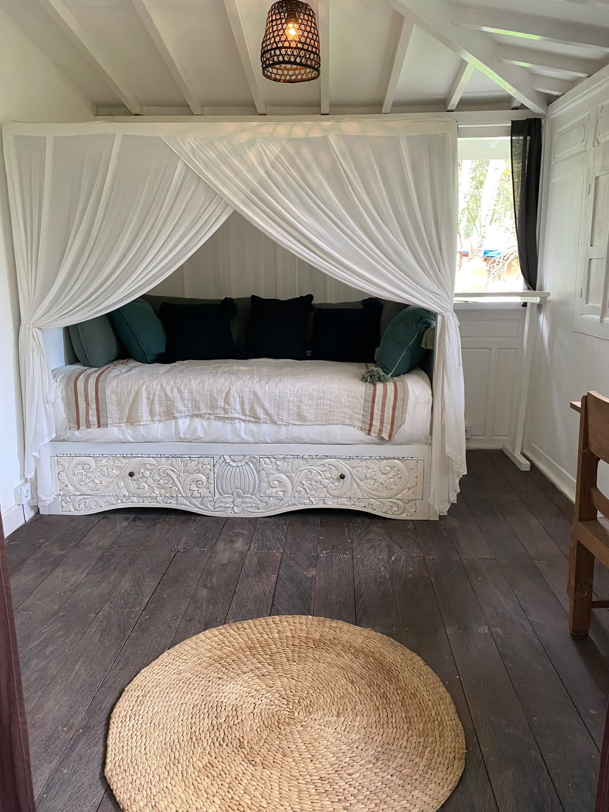 Elevated 3BR Jungle Villa w/ Private River, Antique Teak Build & 2,000m² Grounds, photo 13