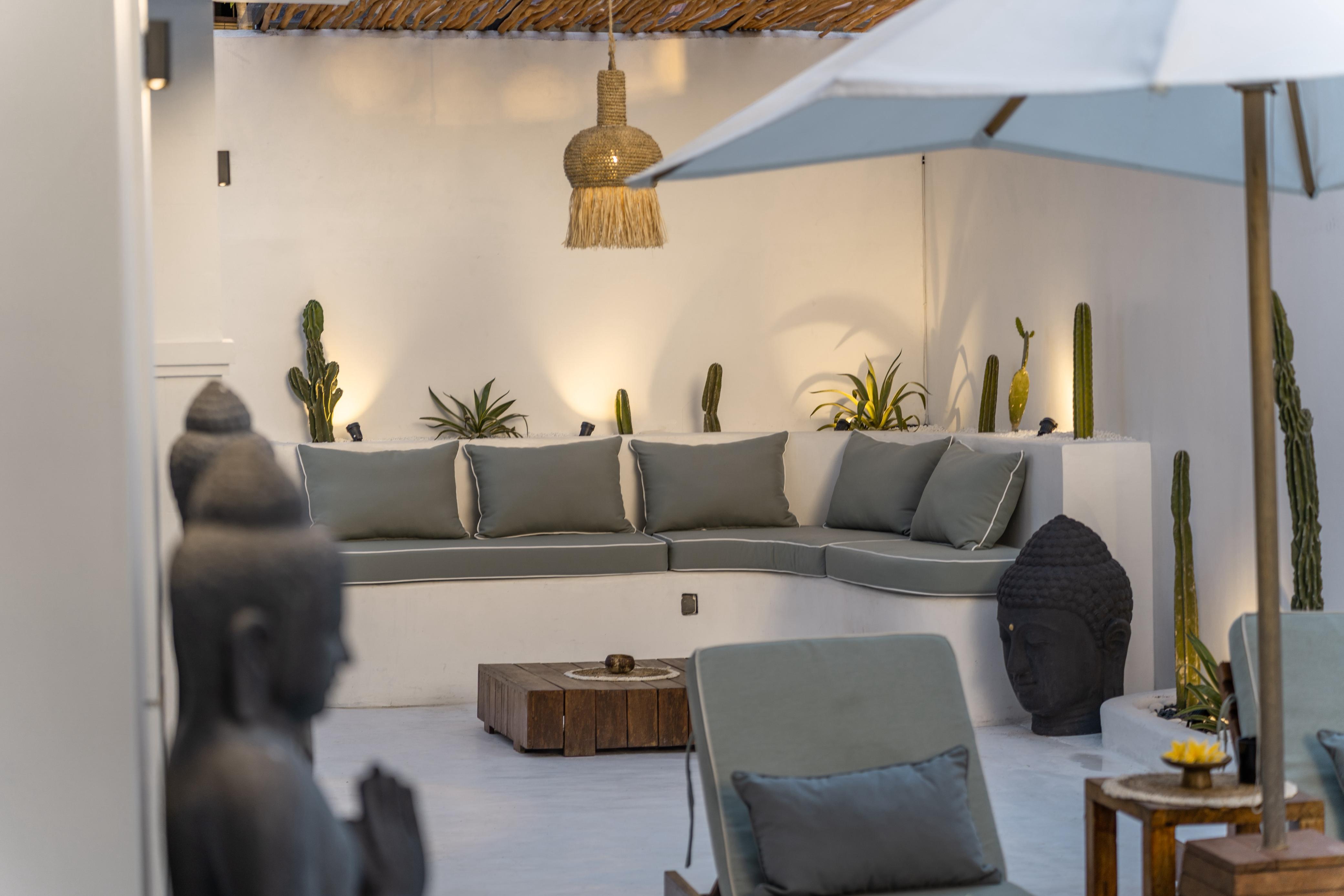 Modern 2BR Villa w/ Private Pool and Enclosed Living, photo 15