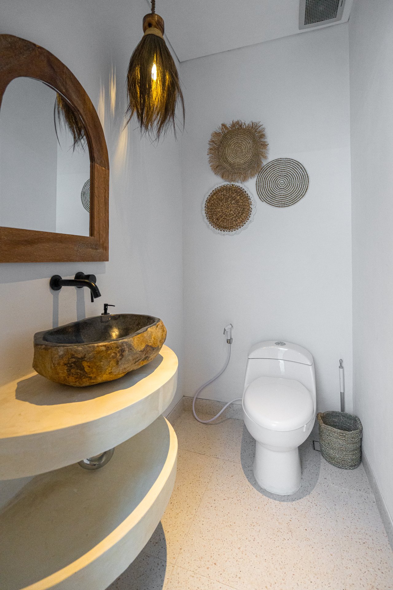 Modern 3BR Villa w/ Private Pool and Dual Views, Cliffside Setting, photo 12