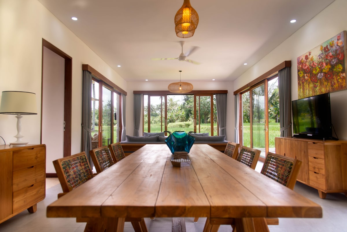 Sun-Drenched 3BR Villa w/ Private Pool and Sunset Views, Rice Field Setting, photo 17