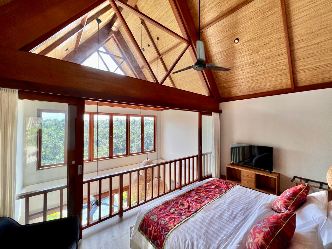 Ridgeline 1BR Villa w/ Rooftop Patio and River Views, photo 21