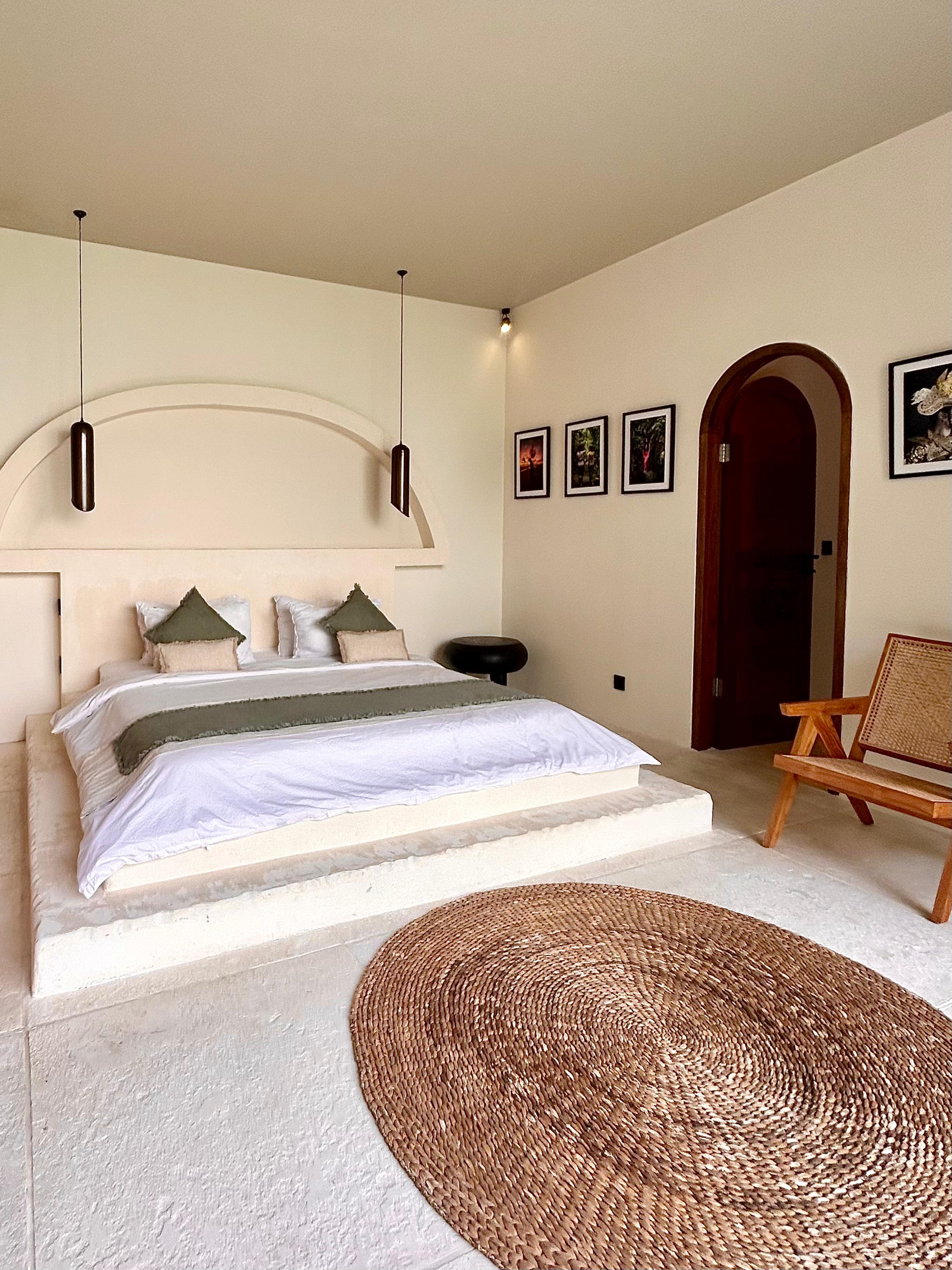 Modern 2BR Villa w/ Flexible Study, Car Access & Fully Furnished, photo 11