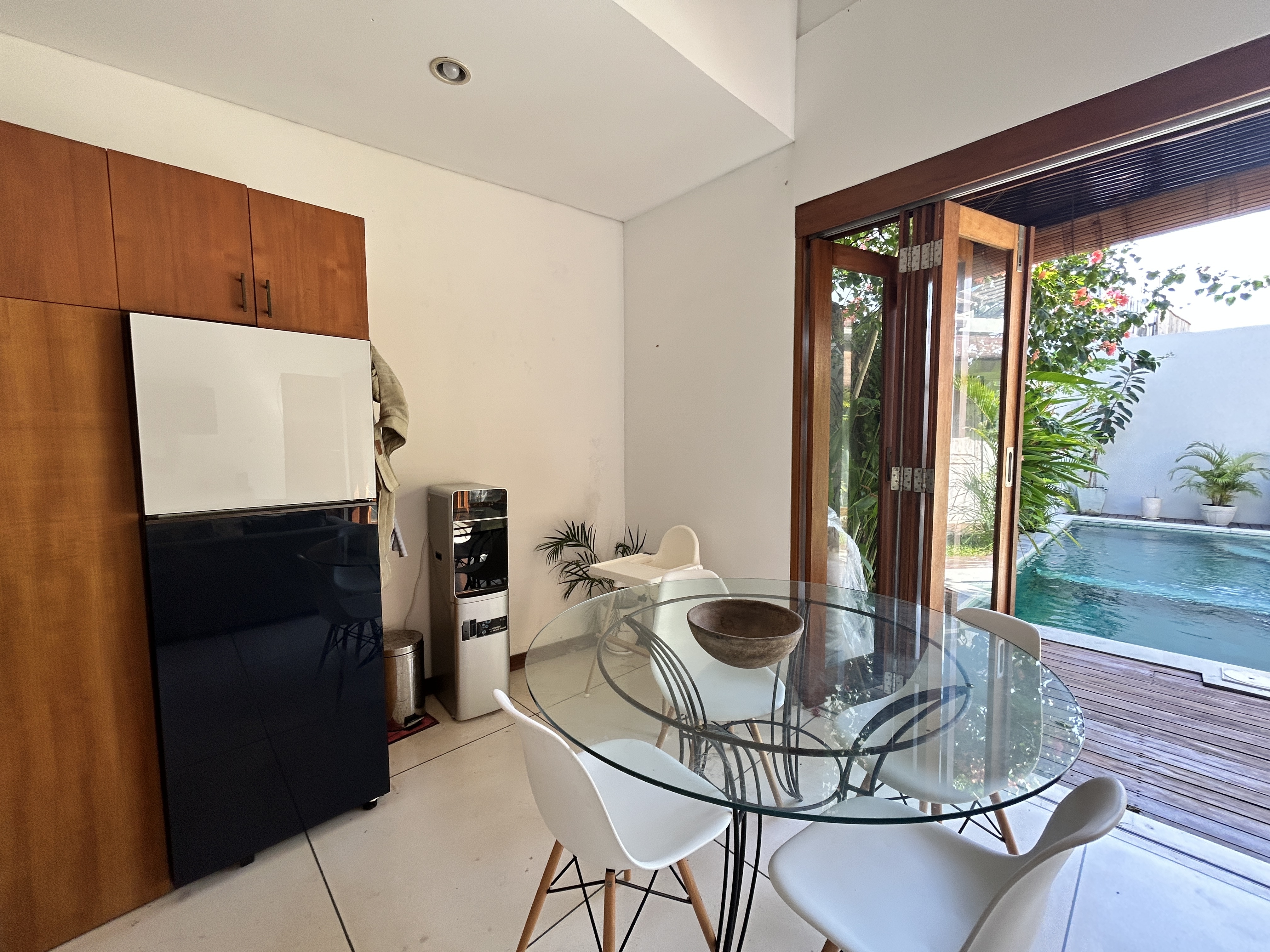 Breezy 3BR Villa w/ Private Pool, 1-Min Walk to Beach, photo 10