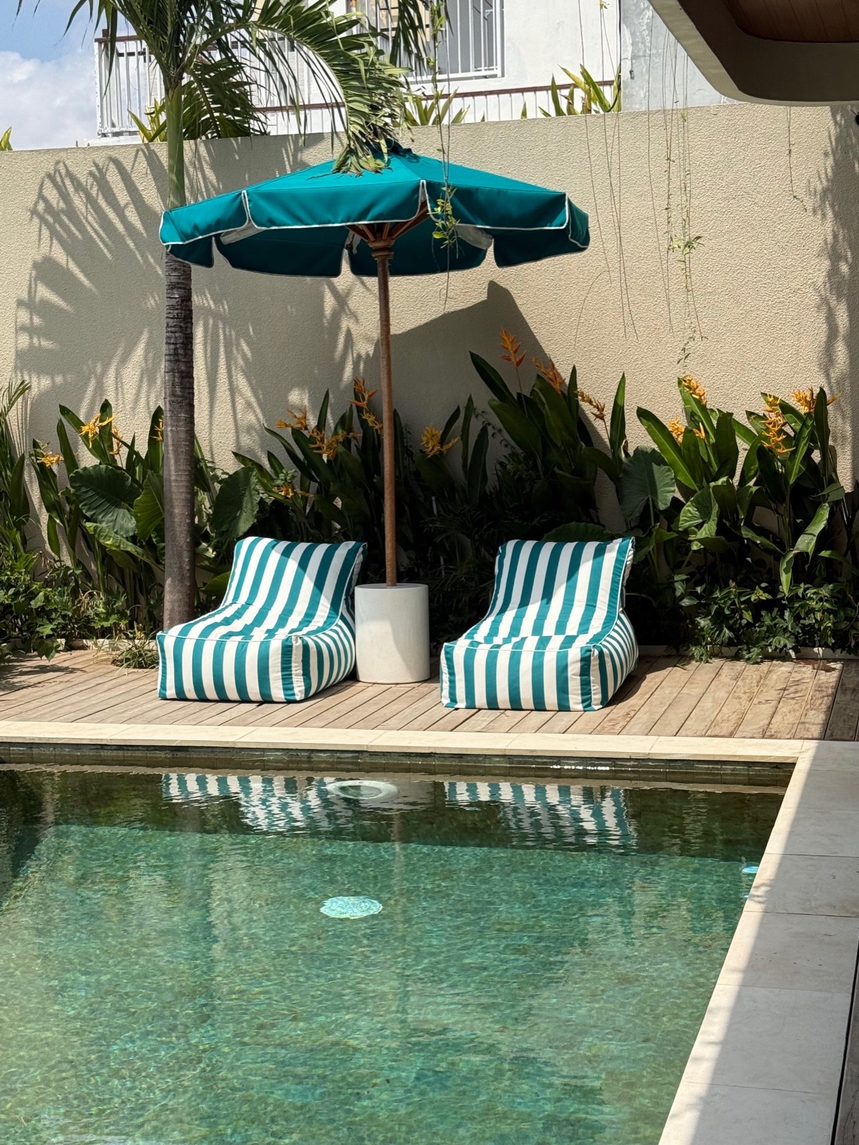 Modern 3BR Villa w/ Private Pool, Rooftop Terrace & Sunken Living, photo 5