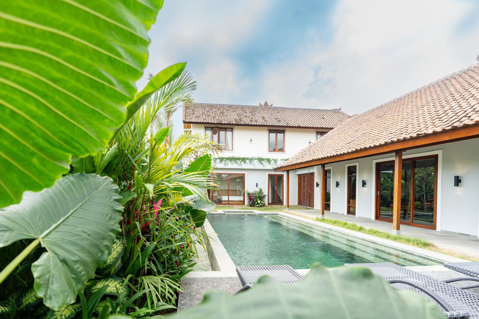 Spacious 4BR Villa w/ Sunset Views and Rice Fields, Mountain Setting, photo 2