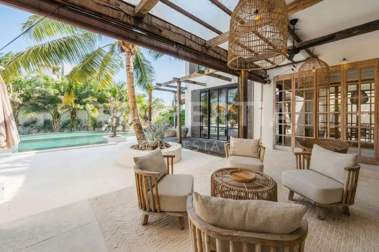 EPIC FREEHOLD MANSION IN SESEH, photo 3