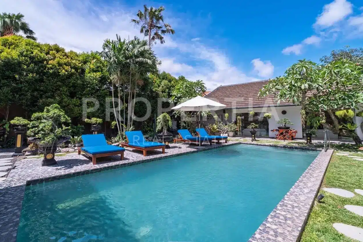 READY TO MOVE IN CHARMING TROPICAL VILLA IN KEROBOKAN, photo 3