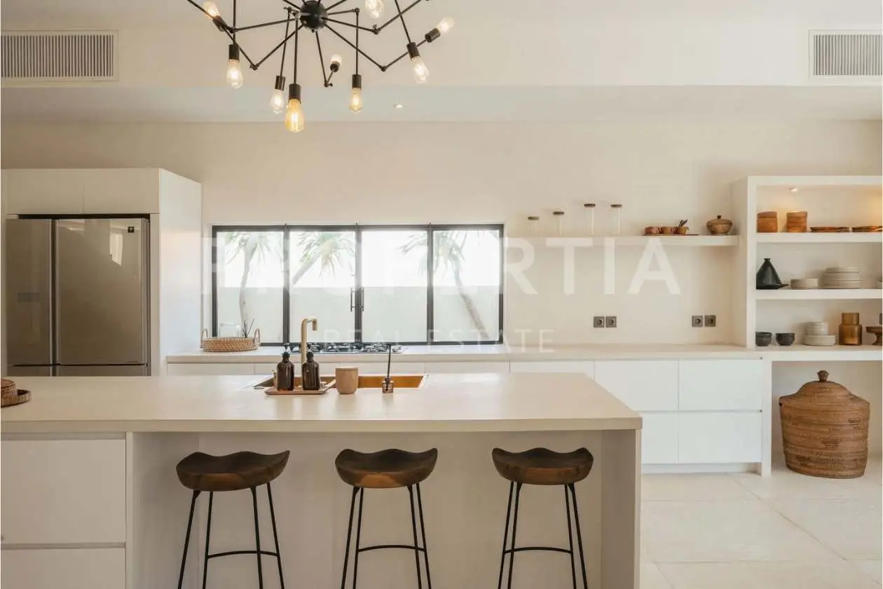 EPIC FREEHOLD MANSION IN SESEH, photo 8