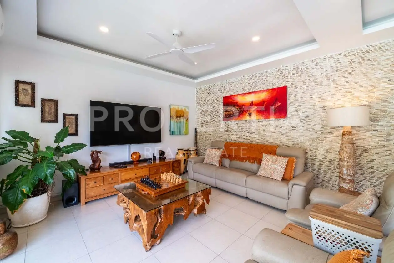 READY TO MOVE IN CHARMING TROPICAL VILLA IN KEROBOKAN, photo 6