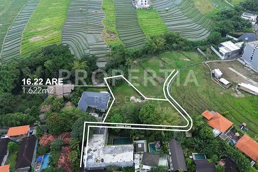 STUNNING LAND WITH AMAZING RIVER VIEW IN PERERENAN, photo 2