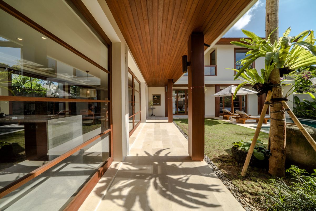 5 Bedrooms Villa Uma Berawa